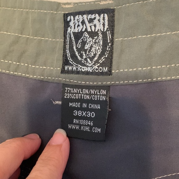 Kuhl liberator stealth Convertable zip off system pants cabin gray green 38 x 30 - Picture 5 of 10